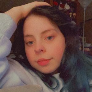 Meet your Posher, Katelyn